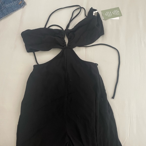 H&M Cut Out Halter Neck Jumpsuit Black XS - 70s Studio 54 Vibes - Picture 2 of 3